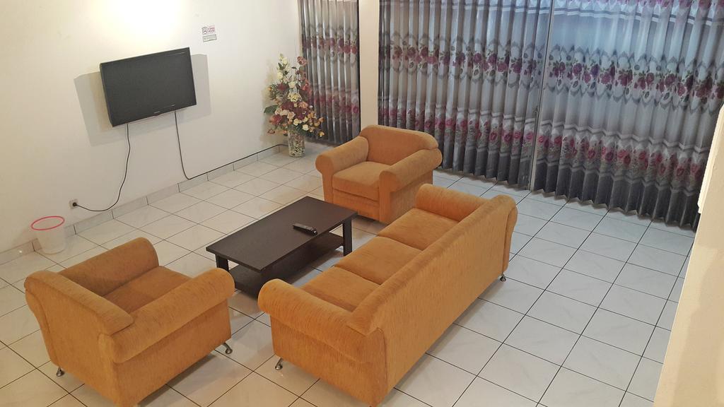 Vila Bunga Merah Gelatik Lembang Extérieur photo