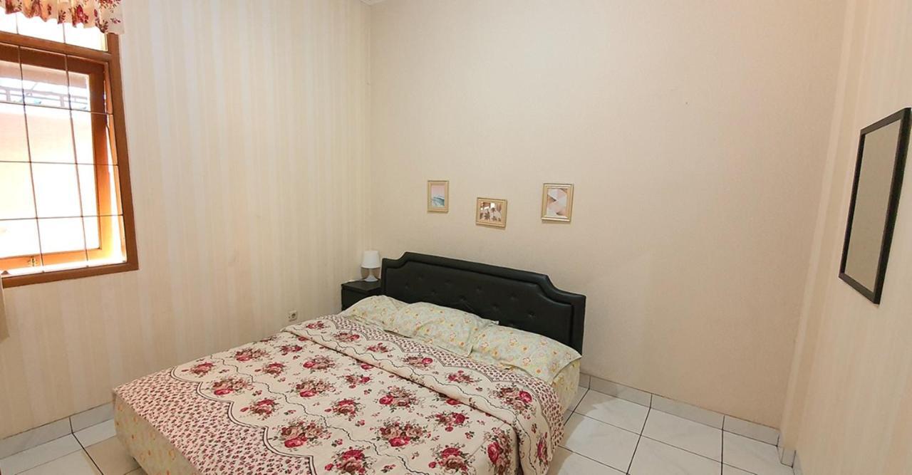 Vila Bunga Merah Gelatik Lembang Extérieur photo